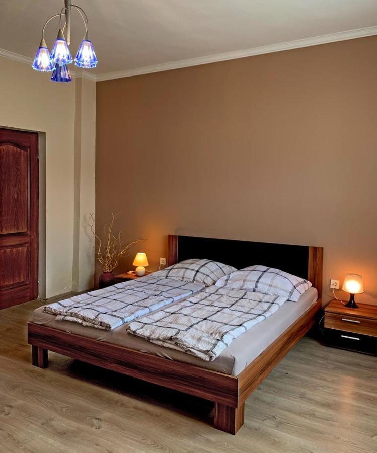 Hanna Apartman Balatonlelle Buitenkant foto
