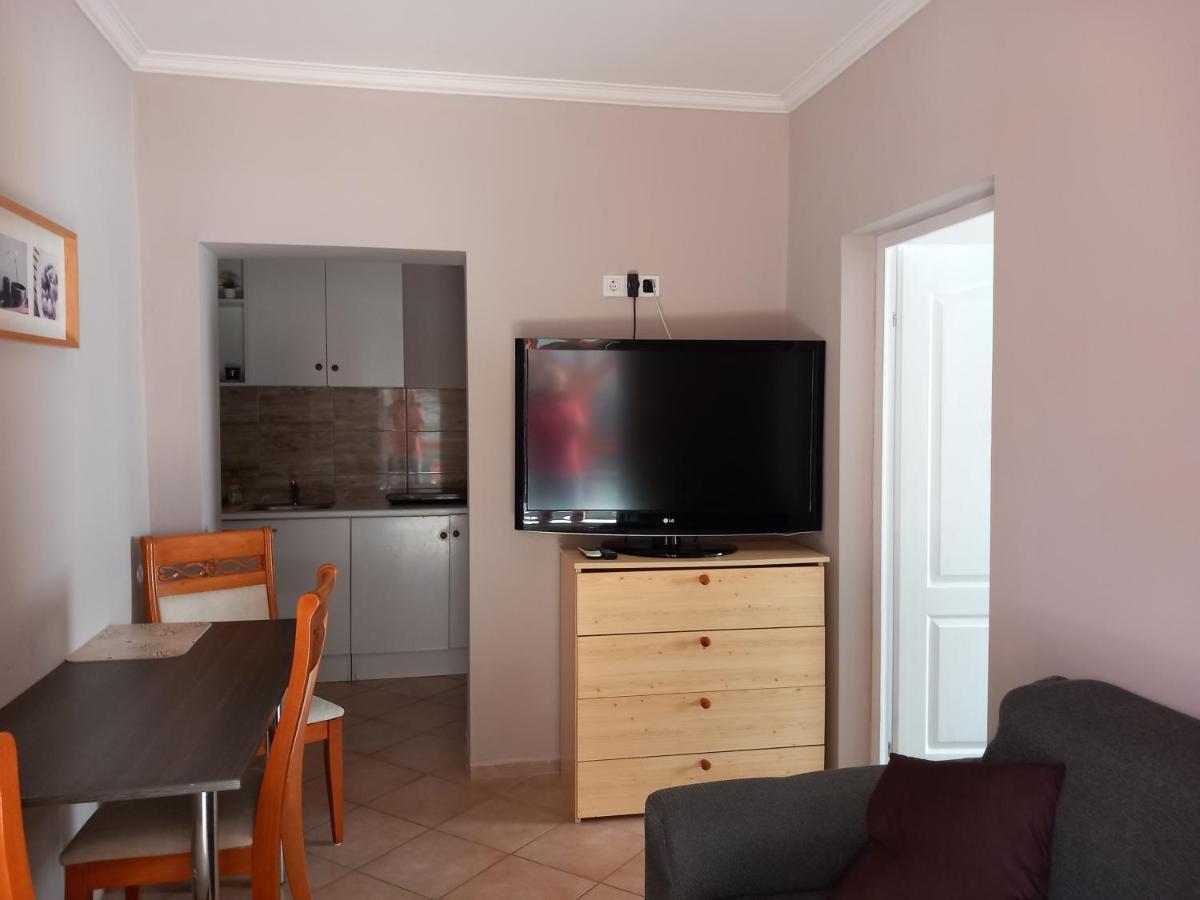 Hanna Apartman Balatonlelle Buitenkant foto